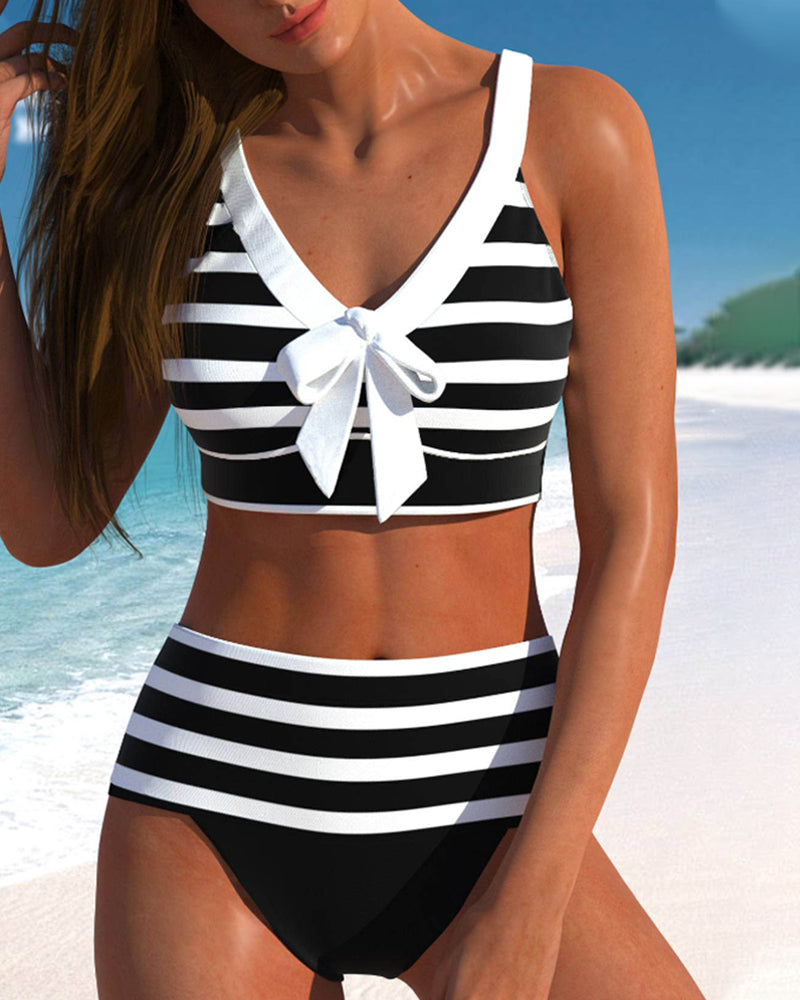MODESSO® |  Bikini w paski z wysokim stanem