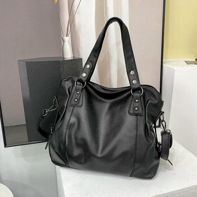 MODESSO® | Elegancka torba hobo na ramię
